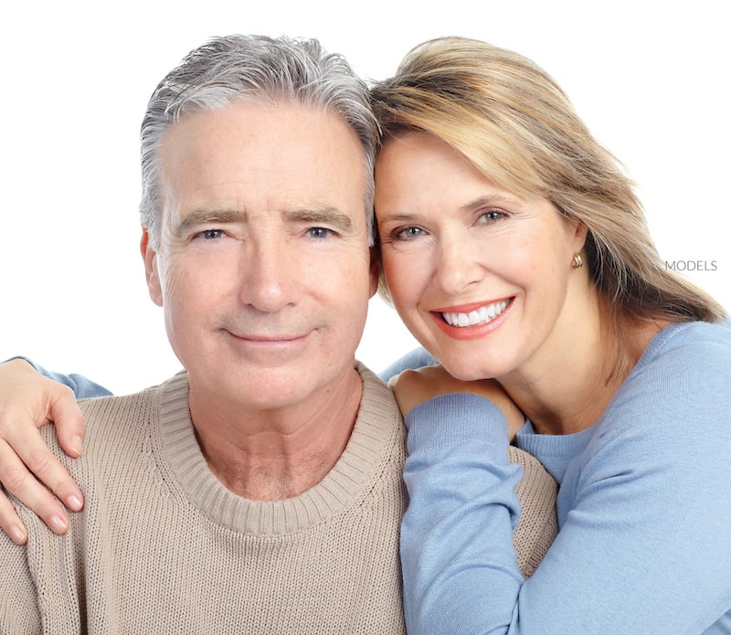 A facelift can give men and women a smoother and more youthful facial appearance, but there are several things to consider before undergoing the procedure to help make the surgery as successful as possible.